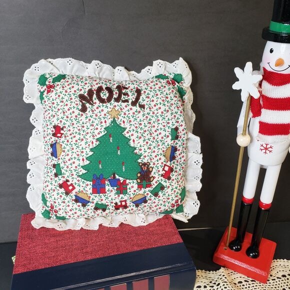 Vintage Christmas Themed Tree Ruffled Lace Edge Mini Throw Pillow 8x9 Small - Picture 1 of 7